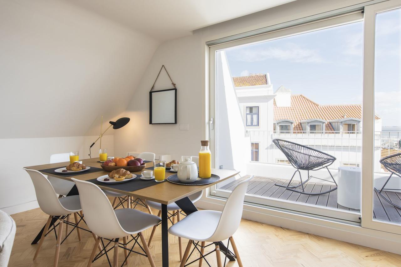 Lovelystay - Penthouse On The Tagus In Alfama Lisbon Exterior photo