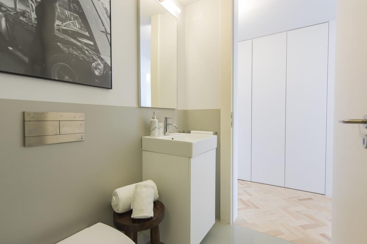 Lovelystay - Penthouse On The Tagus In Alfama Lisbon Exterior photo